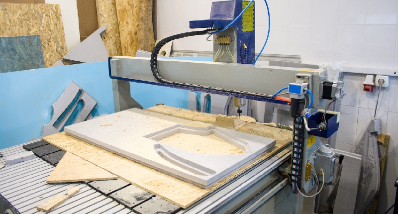 cnc router machine cutting wood