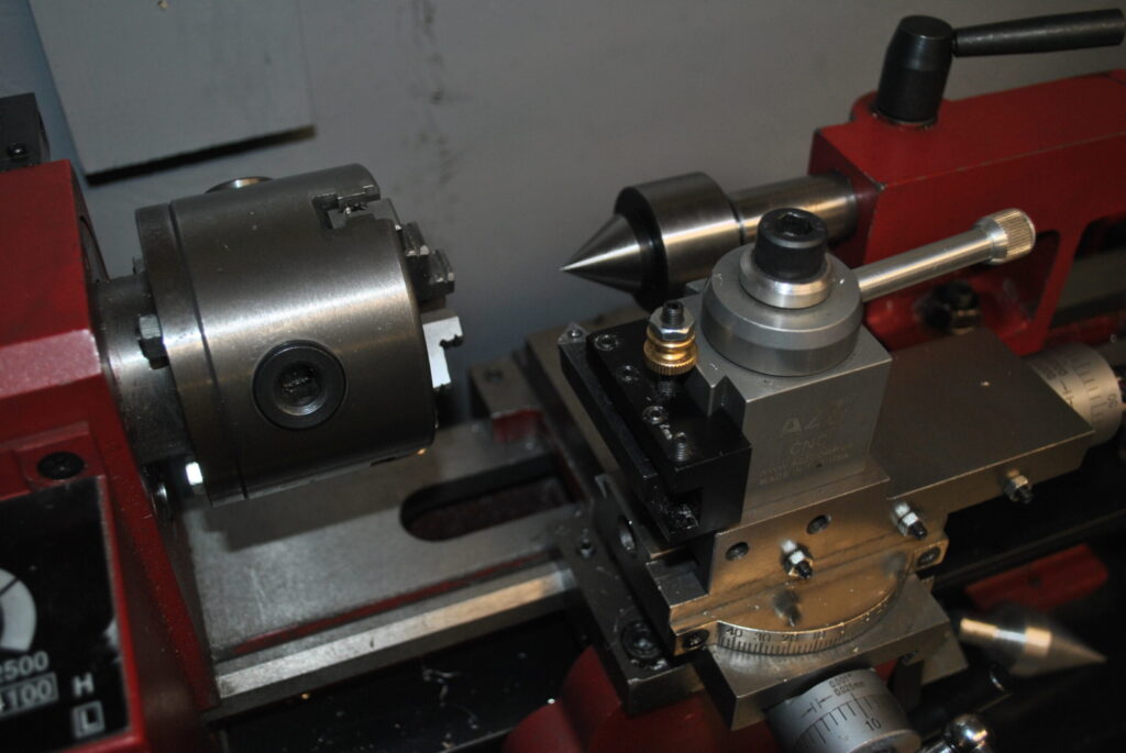 A small mini lathe machine